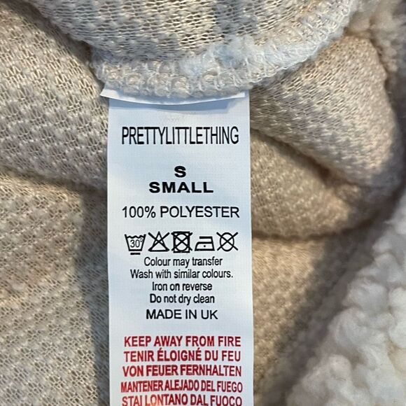 PrettyLittleThings Borg Teddy Fleece Sweatshirt Cream Long Sleeve Cropped S - Picture 9 of 9